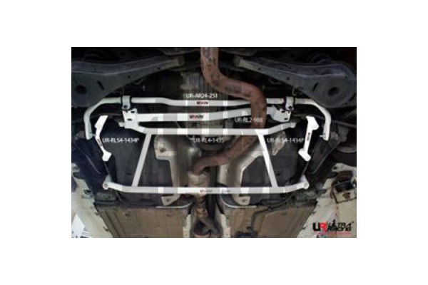 Ultra Racing Rear Lower Bar Golf 5 R32 / Golf 6 R / S3 8P / TT 8J 