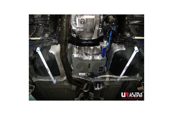 Ultra Racing 4 Points Rear Lower Member Braces Nissan R35 GTR 