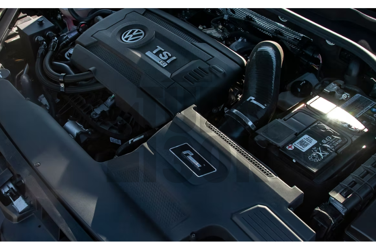 Racingline Silicone Turbo Inlet Hose Audi S3 8V / TT MK3 / Octavia VRS