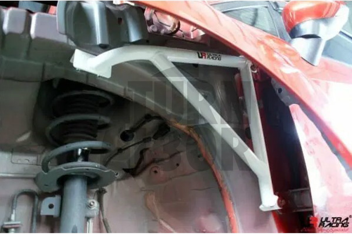 Ultra Racing Fender Bars for Ford Fiesta ST MK7