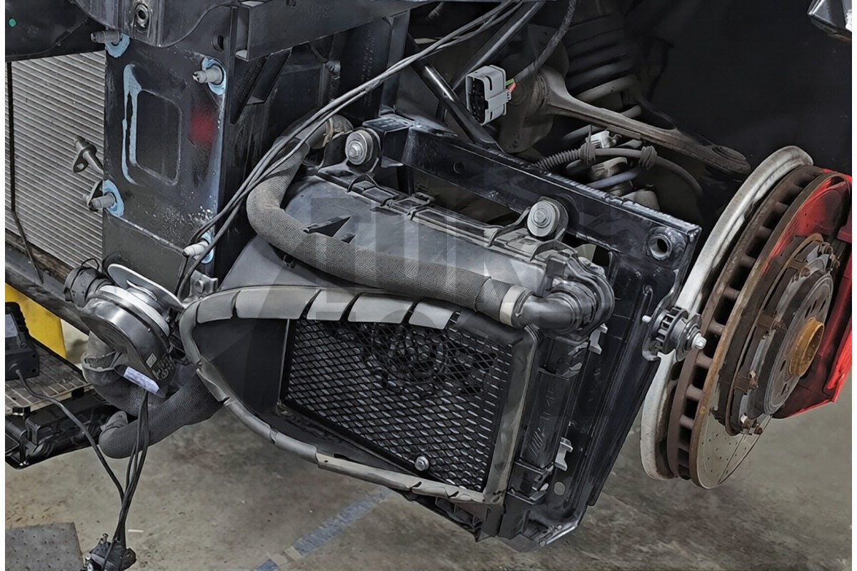 CSF Race Auxiliary Radiator for Mercedes C63 AMG W205 - AMG GT & GTS C190